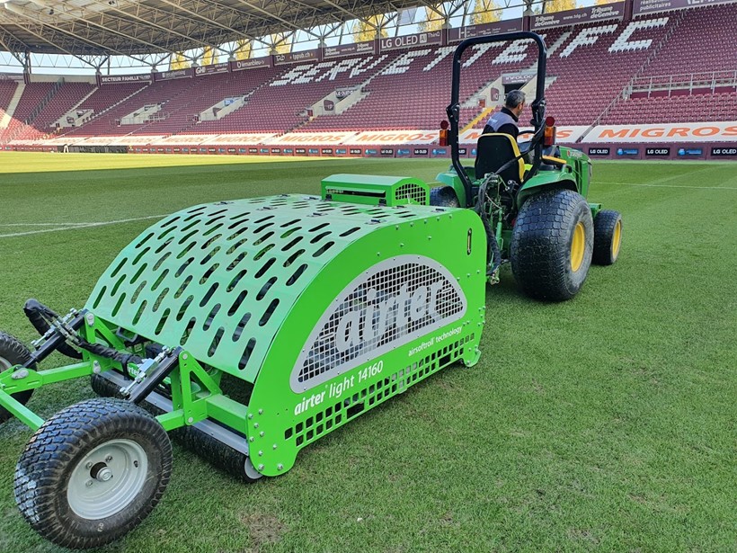 Einsatz airter light 14160 im Dezember 2021 im Stade de Genève beim FC Servette in Genf, Schweiz